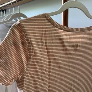Lululemon Tshirt